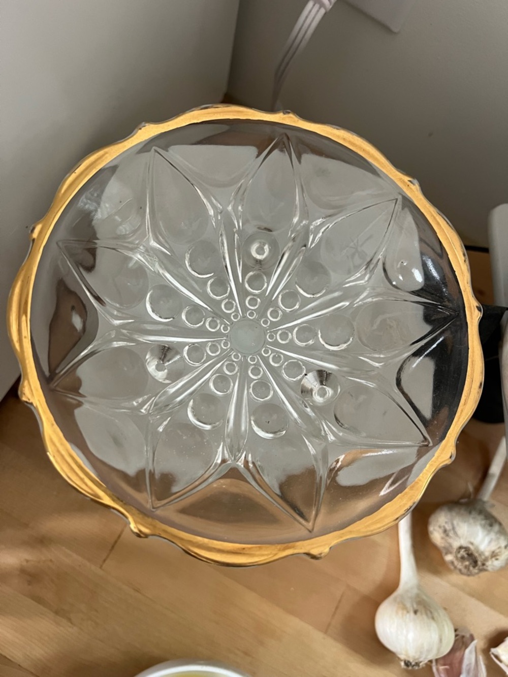 Vintage Anchor Hocking "Teardrop and Dot" bowl (Pattern 920)